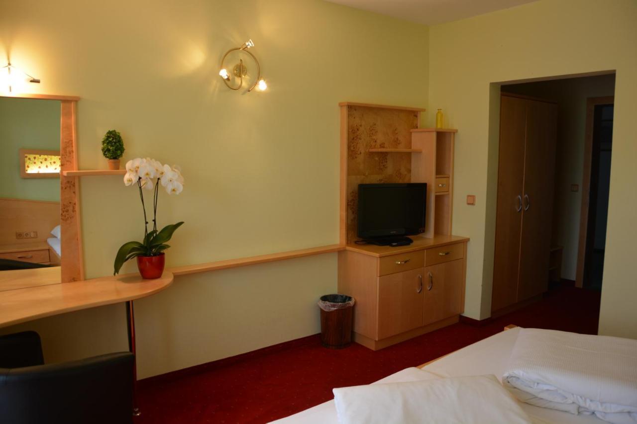 Hotel Boehmerwaldhof Ульрихсберг Экстерьер фото